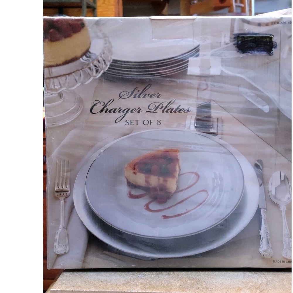 NIB Costco Silver Leaf Charger Plates Set of 8 & Decorative Serving Tray 468200